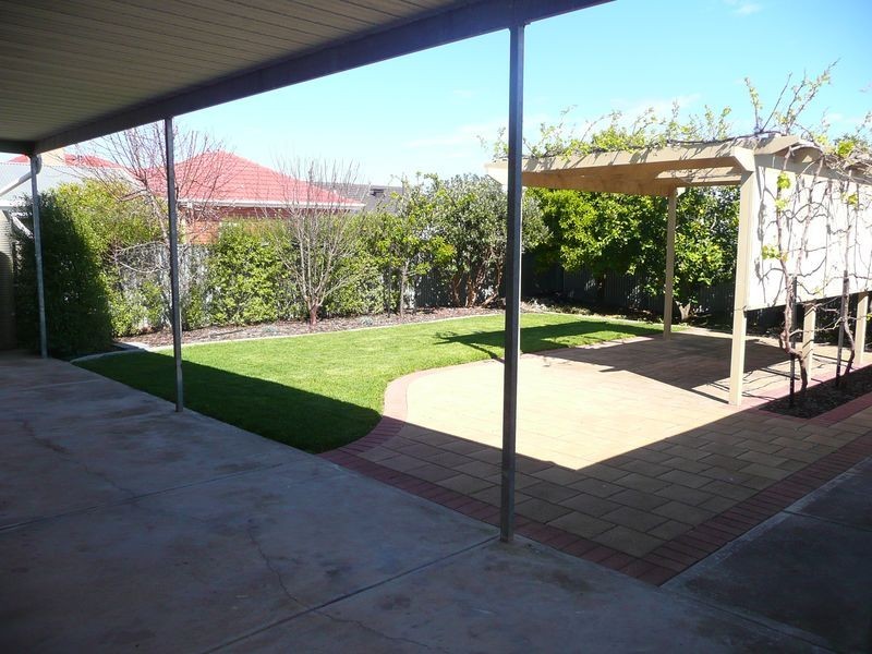 9 Yalpara Avenue, Seaton SA 5023