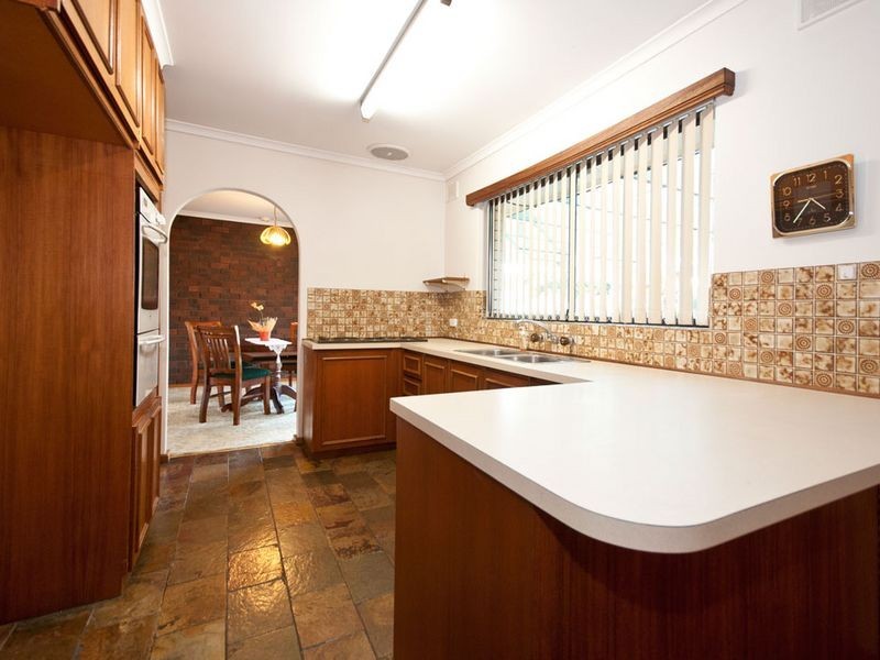 16 Hannam Avenue, Grange SA 5022