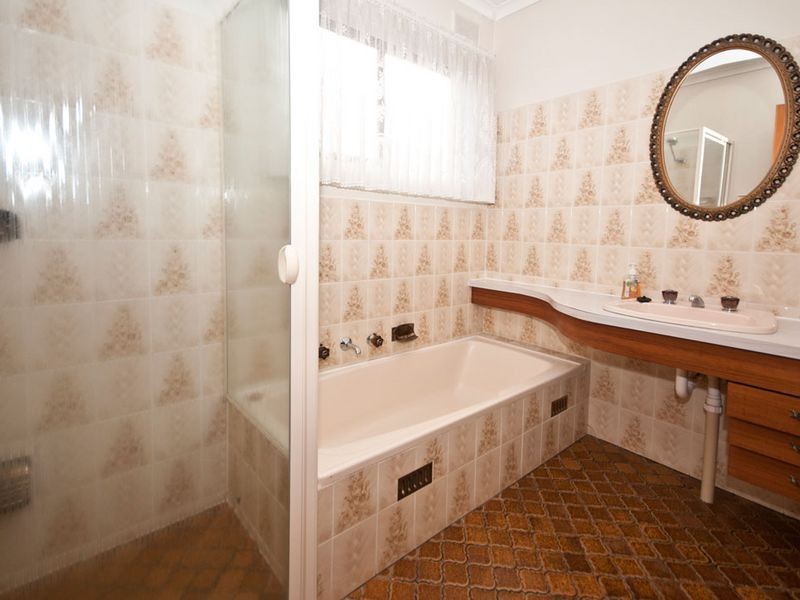 16 Hannam Avenue, Grange SA 5022