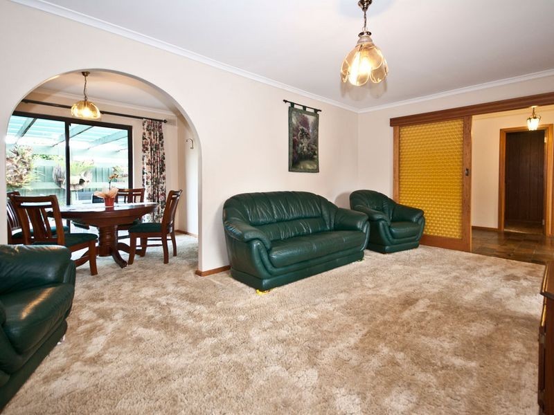 16 Hannam Avenue, Grange SA 5022