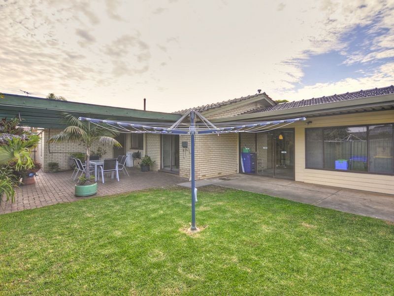 16 Hannam Avenue, Grange SA 5022