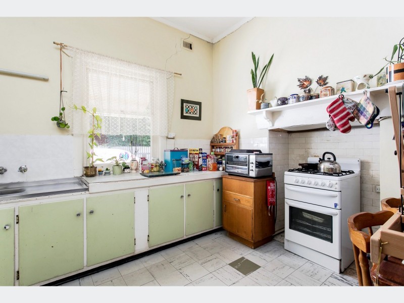 7 Scott Avenue, Flinders Park SA 5025