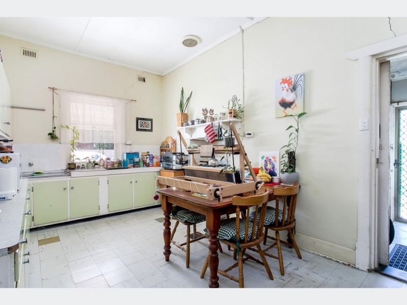 7 Scott Avenue, Flinders Park SA 5025