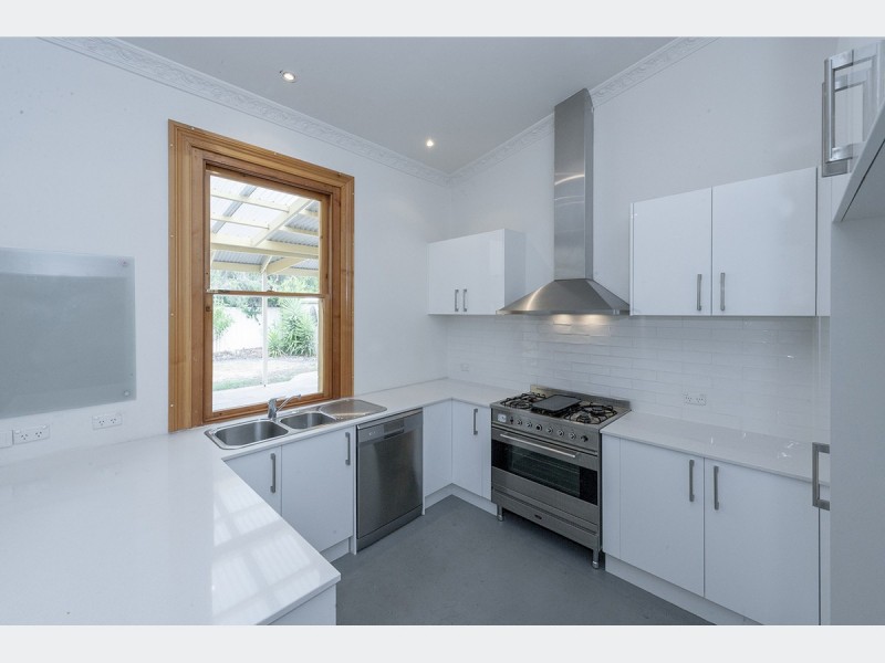 16 Dudley Street, Semaphore SA 5019