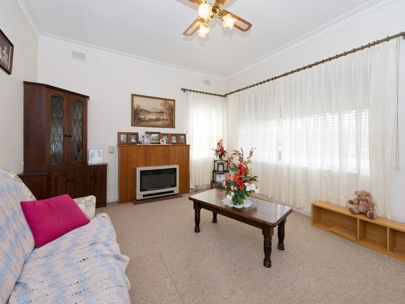 8 Packard Street, North Plympton SA 5037