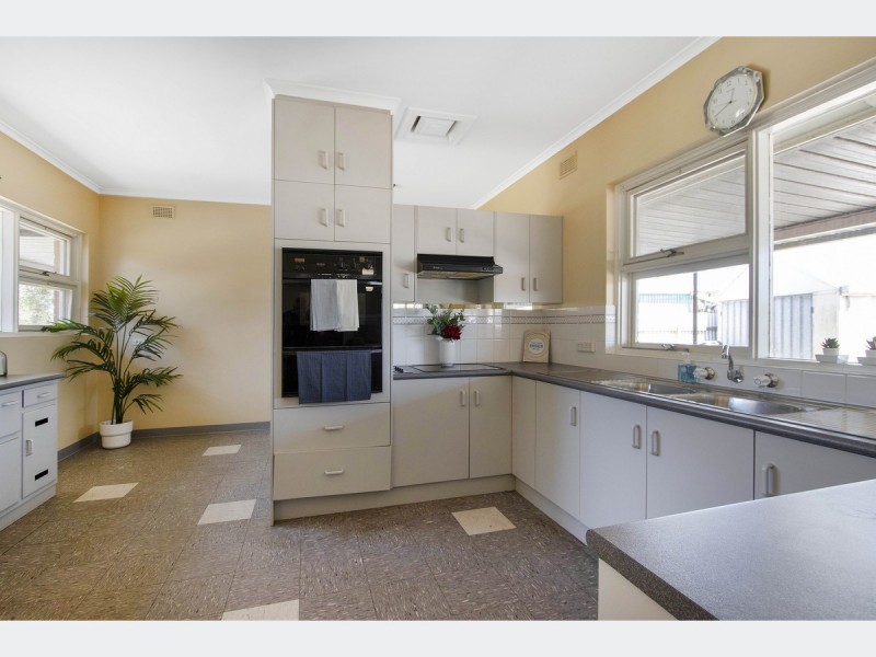 100A Beach Street, Grange SA 5022