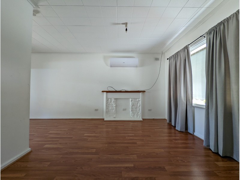 1 Marsha Drive, Banksia Park SA 5091
