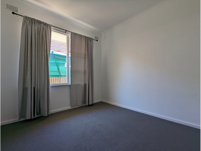 1 Marsha Drive, Banksia Park SA 5091