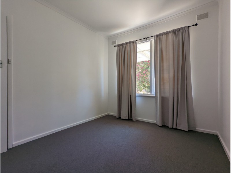 1 Marsha Drive, Banksia Park SA 5091