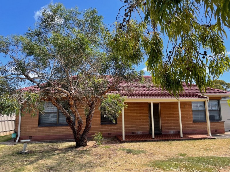 4 Reginald Avenue, Findon SA 5023