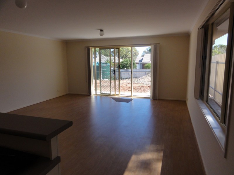 8A Grayling Street, Elizabeth East SA 5112