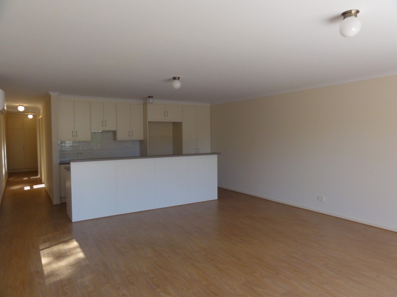 8A Grayling Street, Elizabeth East SA 5112