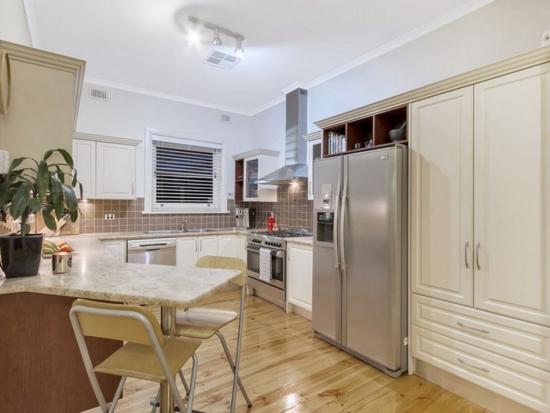 62 Robert Avenue, Broadview SA 5083