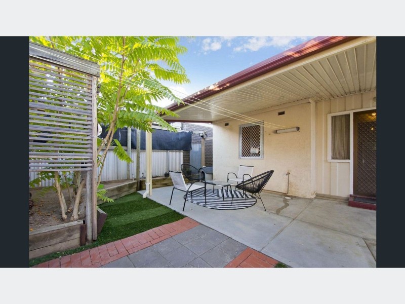 53 Cleveland Tce, Ottoway SA 5013