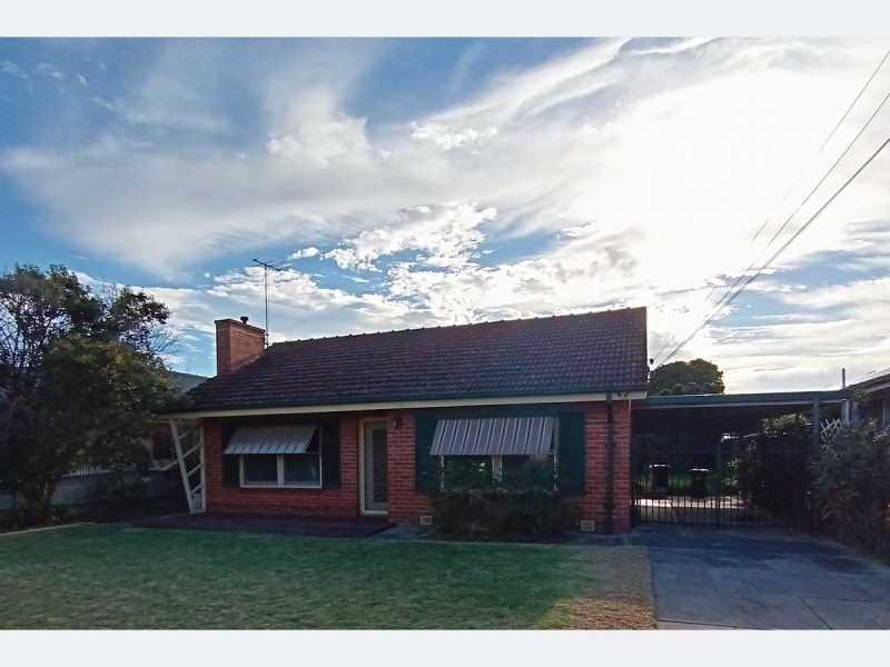 3 Lowry Street, Fulham SA 5024
