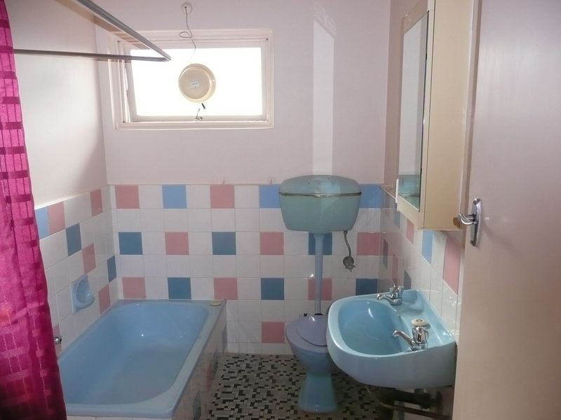 2/102 Seaview Road, West Beach SA 5024