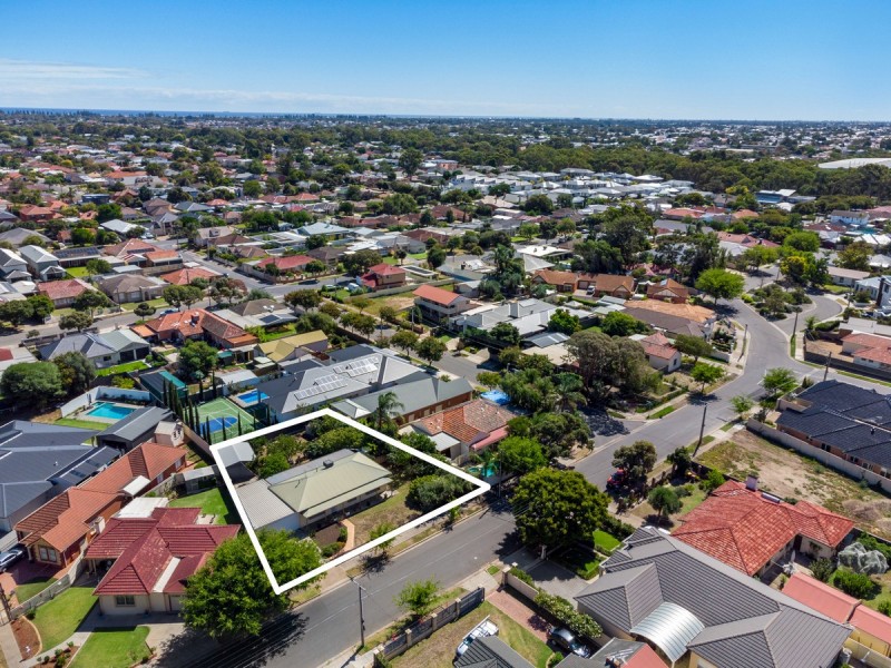 27 Douglas Street, Lockleys SA 5032