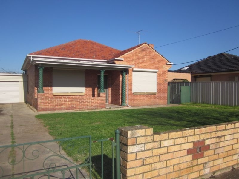 4 Lillian Street, Findon SA 5023