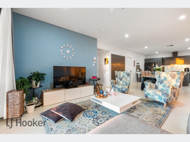 312/23 Warner Avenue, Findon SA 5023