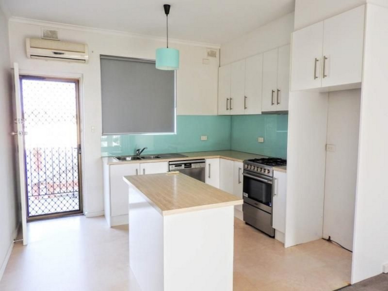10/28 Pier Street, Glenelg South SA 5045