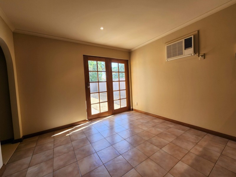 5 Rawlings Avenue, Flinders Park SA 5025