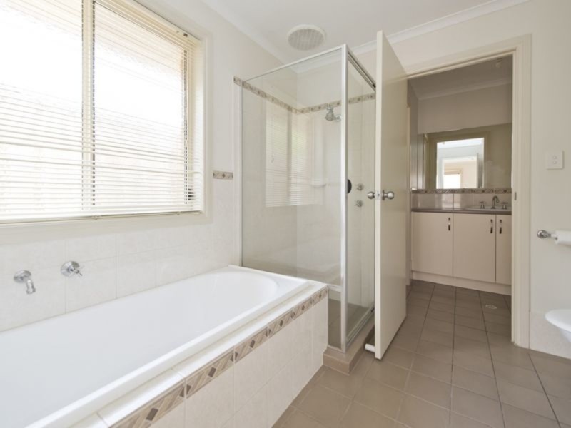 70b Harcourt Terrace, Salisbury North SA 5108