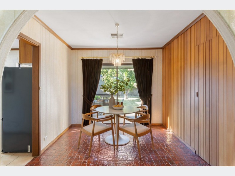 15 Glenwood Crescent, Kidman Park SA 5025