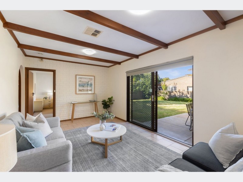 15 Glenwood Crescent, Kidman Park SA 5025