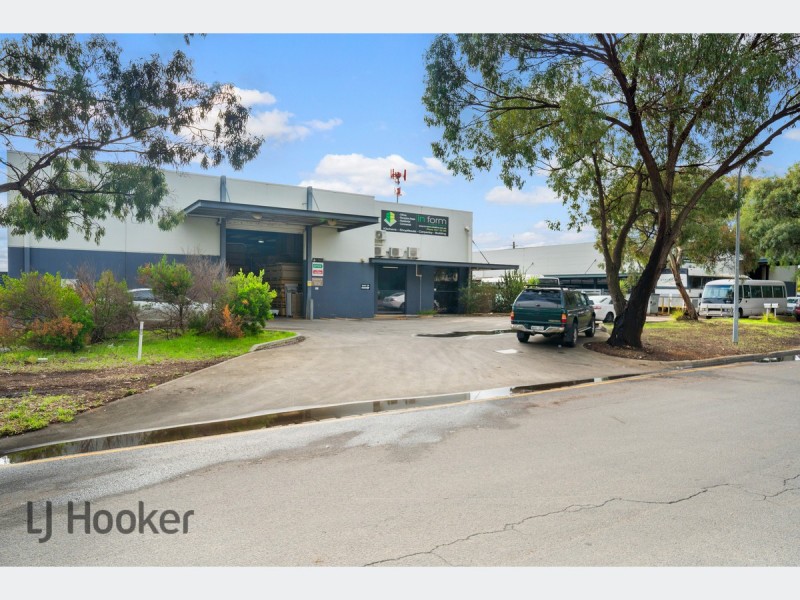 4 EW Pitts Avenue, Cavan SA 5094