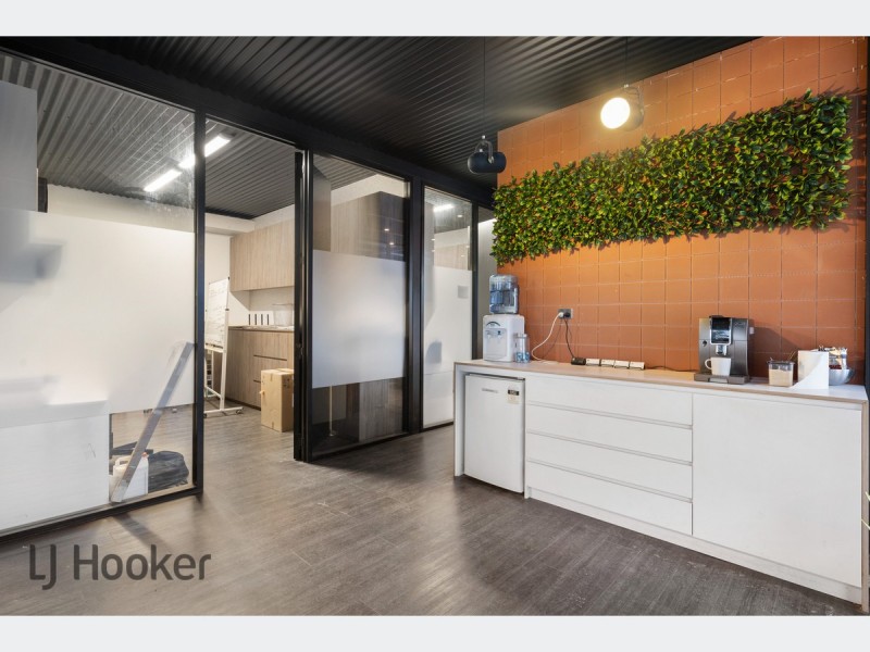 4 EW Pitts Avenue, Cavan SA 5094