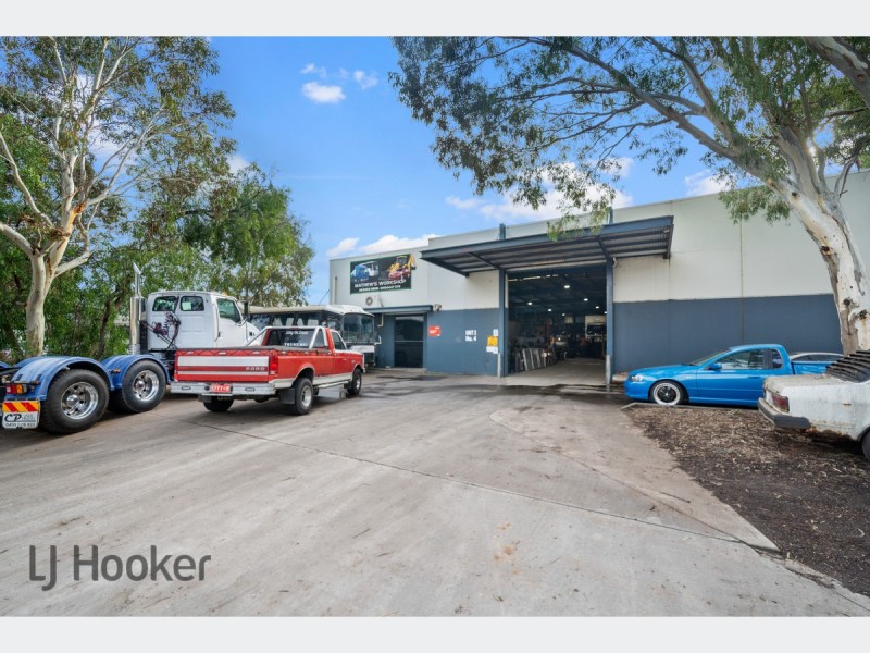 4 EW Pitts Avenue, Cavan SA 5094