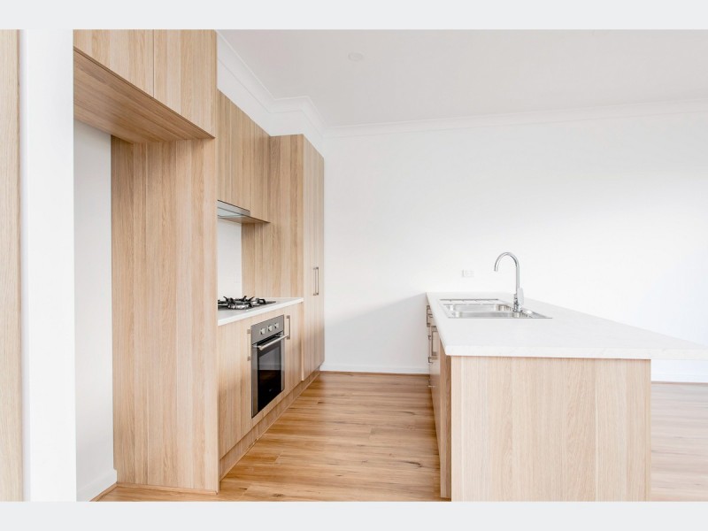 22 Hyacinth Crescent, Christie Downs SA 5164