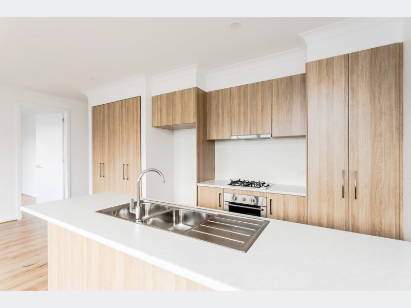 20 Hyacinth Crescent, Christie Downs SA 5164