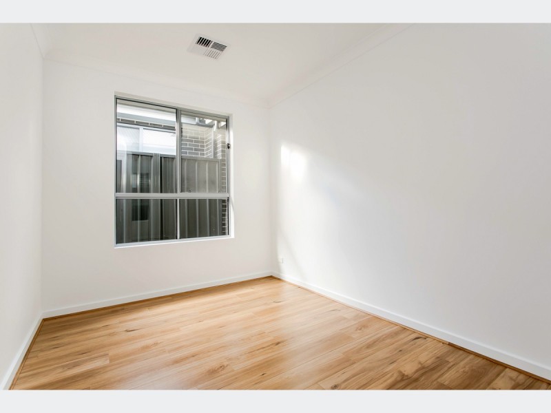 20 Hyacinth Crescent, Christie Downs SA 5164