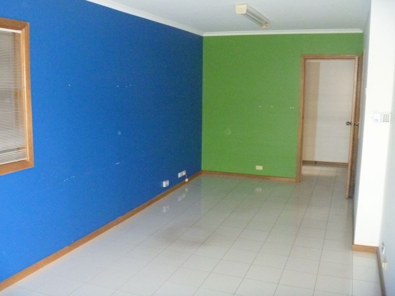 Unit 2/109 Ledger Road, Beverley SA 5009