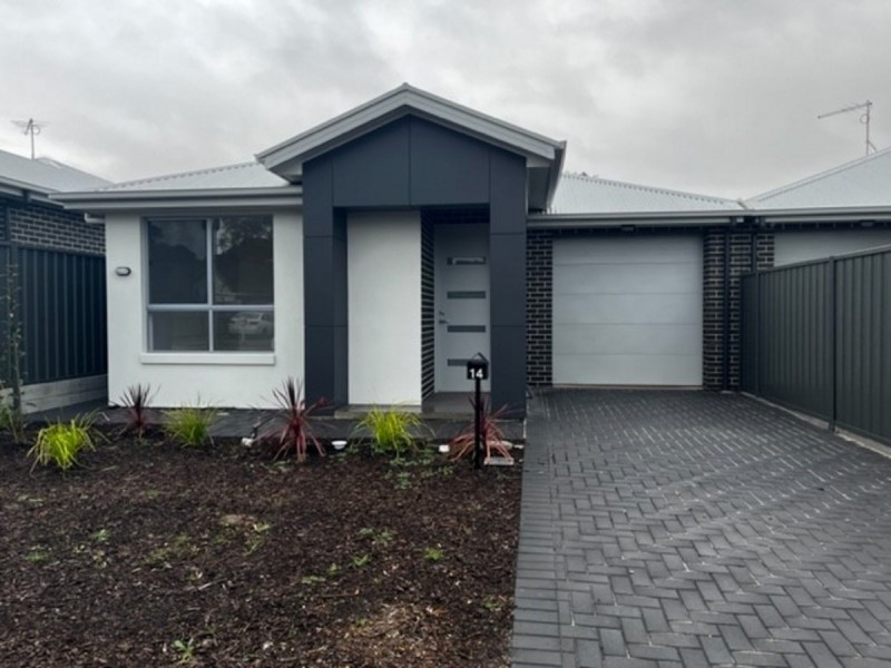 14 Hyacinth Crescent, Christies Beach SA 5165
