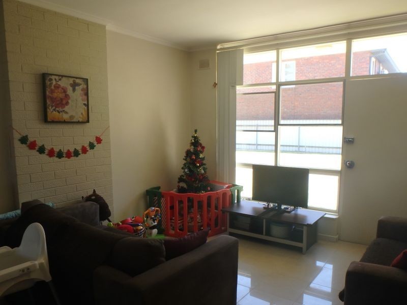 2/9 MacFarlane Street, Glenelg North SA 5045