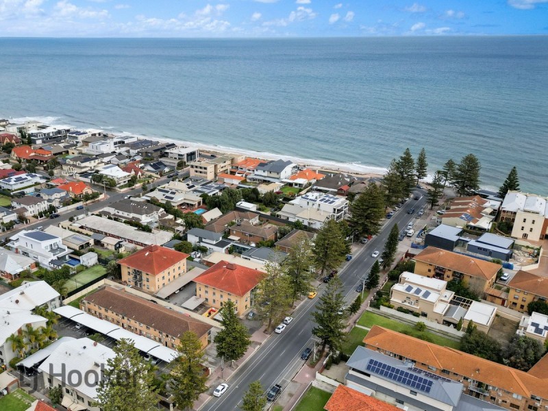 11/3 Broadway, Glenelg South SA 5045