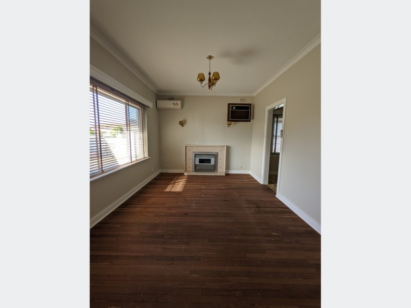 88 May Terrace, Ottoway SA 5013