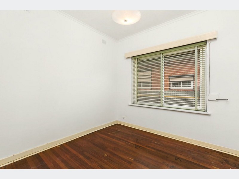 88 May Terrace, Ottoway SA 5013