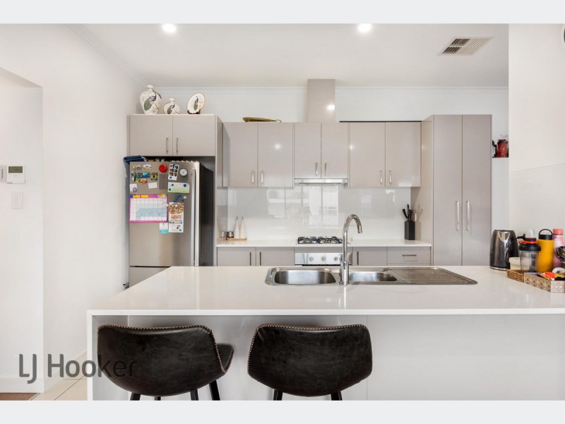 209/25 Warner Avenue, Findon SA 5023