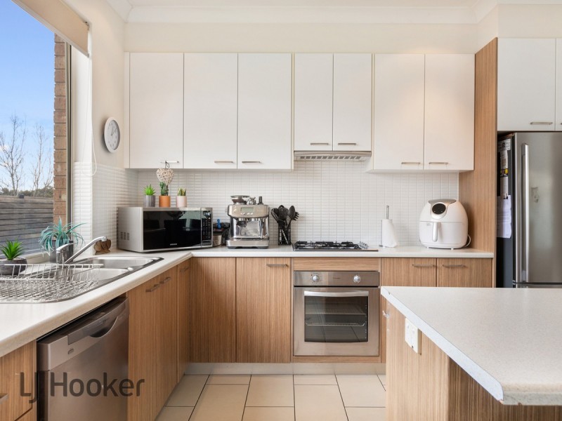21 Stony Way, Mawson Lakes SA 5095