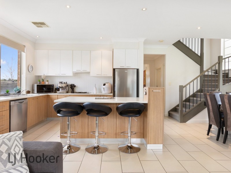 21 Stony Way, Mawson Lakes SA 5095