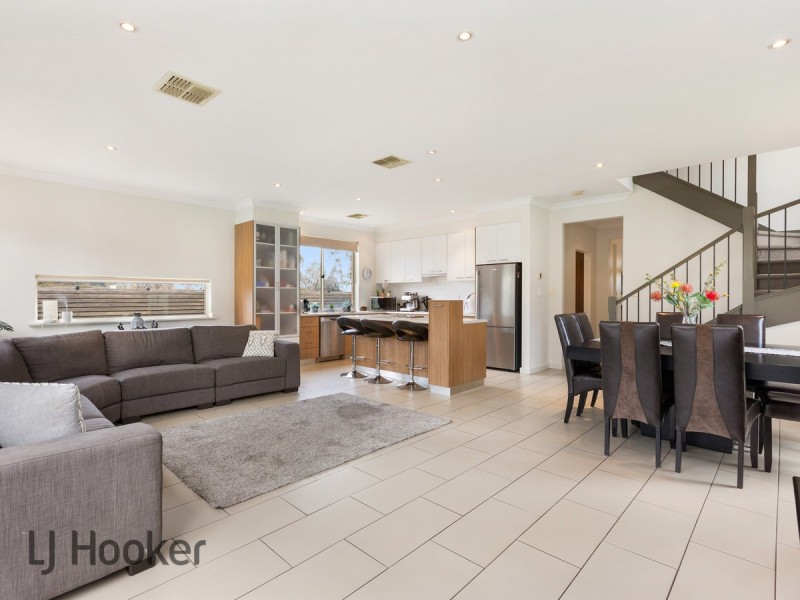 21 Stony Way, Mawson Lakes SA 5095