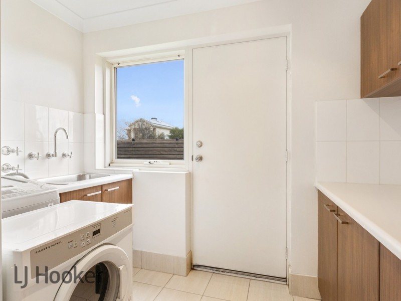 21 Stony Way, Mawson Lakes SA 5095