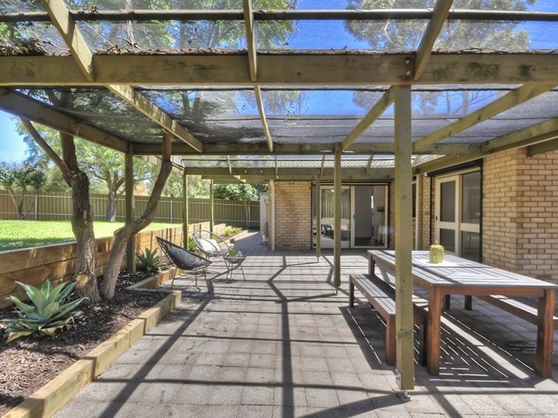 8 Hutt Place, Modbury Heights SA 5092