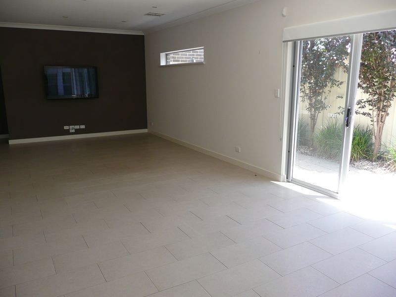 16a Fife Street, Woodville South SA 5011