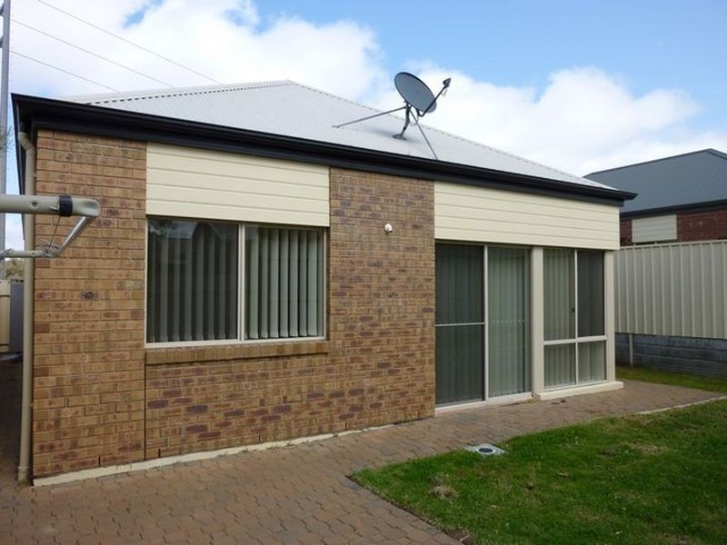 32 Coconut Grove, Golden Grove SA 5125