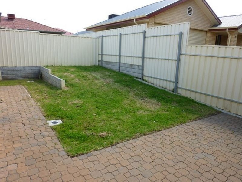 32 Coconut Grove, Golden Grove SA 5125