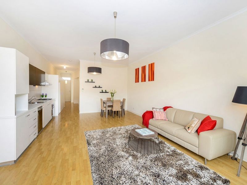 34 Franklin Avenue, Mawson Lakes SA 5095